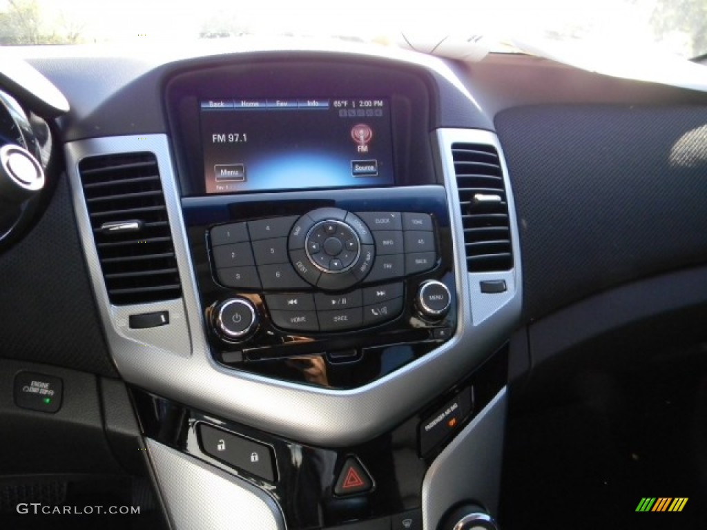 2012 Chevrolet Cruze LTZ/RS Controls Photo #58224762
