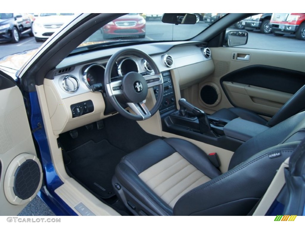 Black/Dove Interior 2009 Ford Mustang GT/CS California Special Convertible Photo #58228476