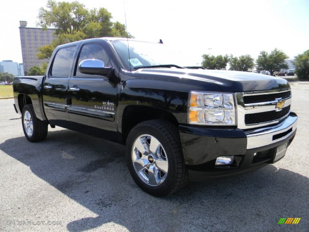 2011 Silverado 1500 LT Crew Cab - Black / Ebony photo #2