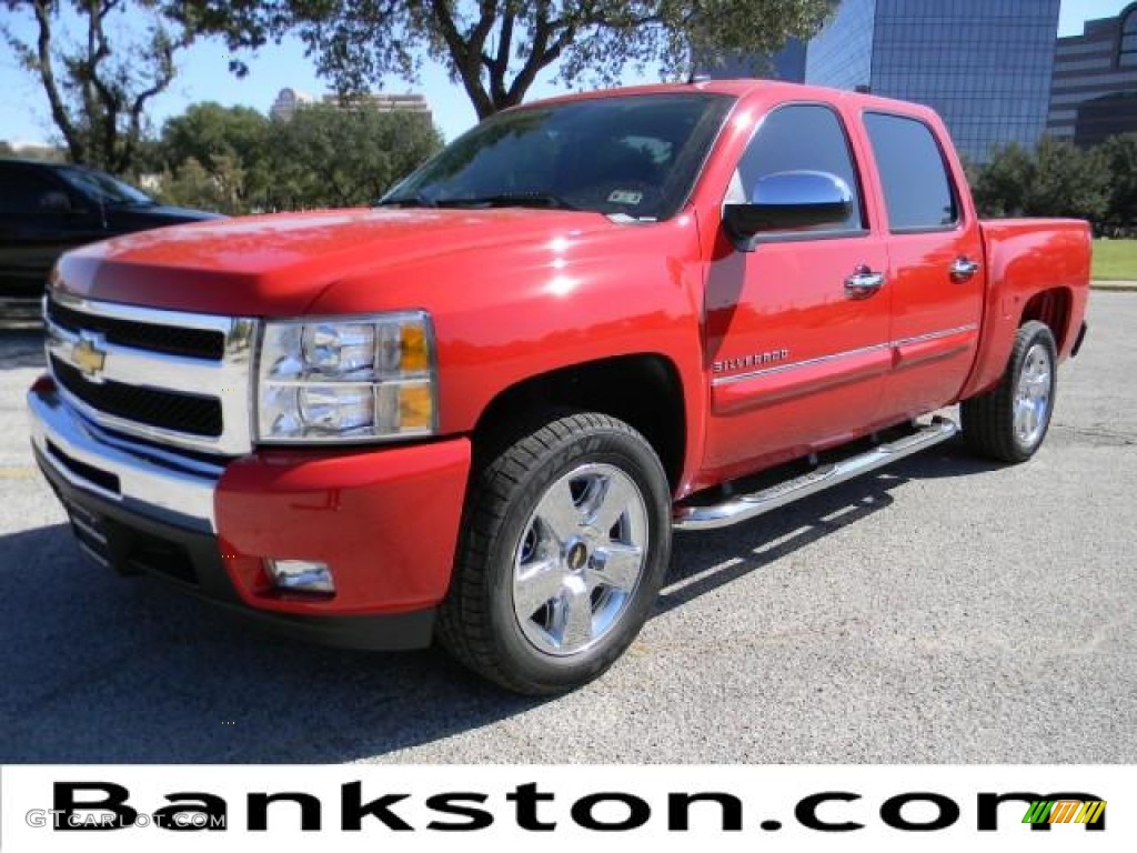 2011 Silverado 1500 LT Crew Cab - Victory Red / Ebony photo #1