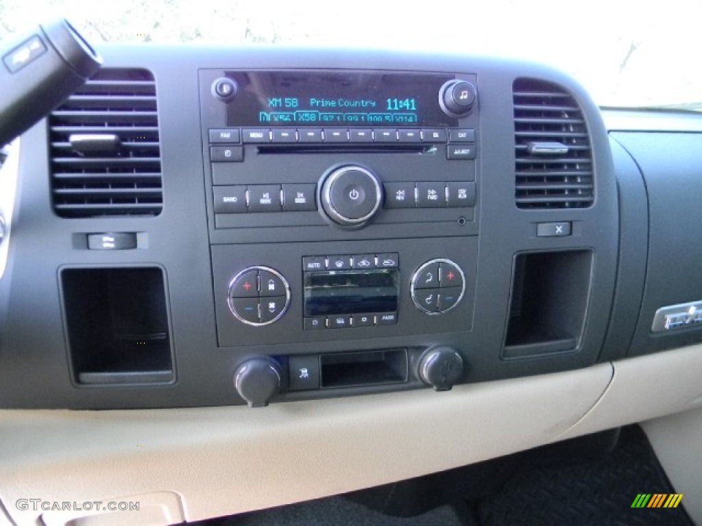 2011 Silverado 1500 LT Crew Cab - Black / Light Cashmere/Ebony photo #9