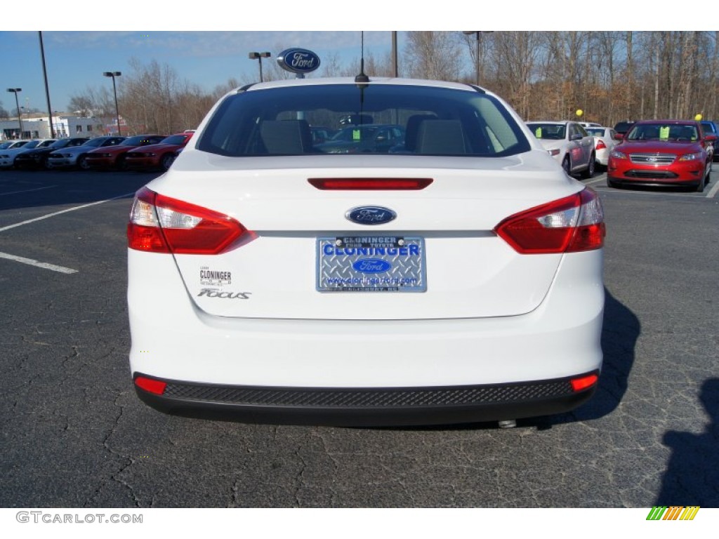 2012 Focus S Sedan - Oxford White / Charcoal Black photo #4