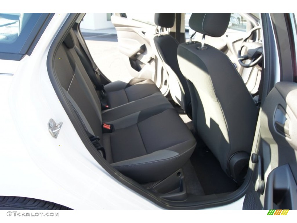 2012 Focus S Sedan - Oxford White / Charcoal Black photo #12