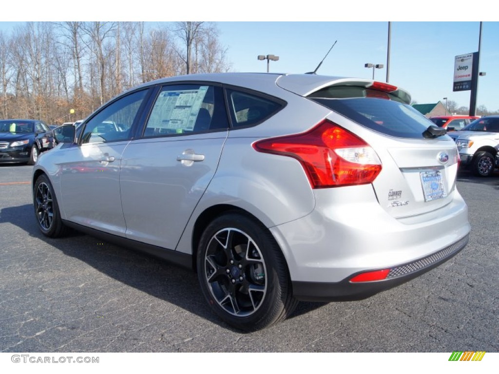 2012 Focus SE Sport 5-Door - Ingot Silver Metallic / Two-Tone Sport photo #30