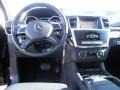 Black - ML 350 4Matic Photo No. 9