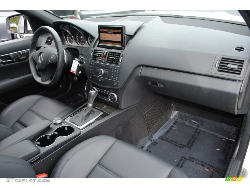 2009 C 63 AMG - Arctic White / Black AMG Premium Leather photo #9