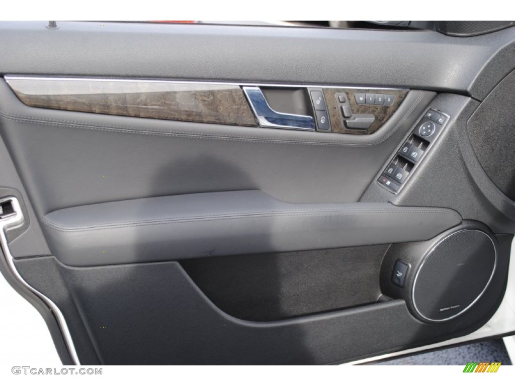 2009 C 63 AMG - Arctic White / Black AMG Premium Leather photo #11