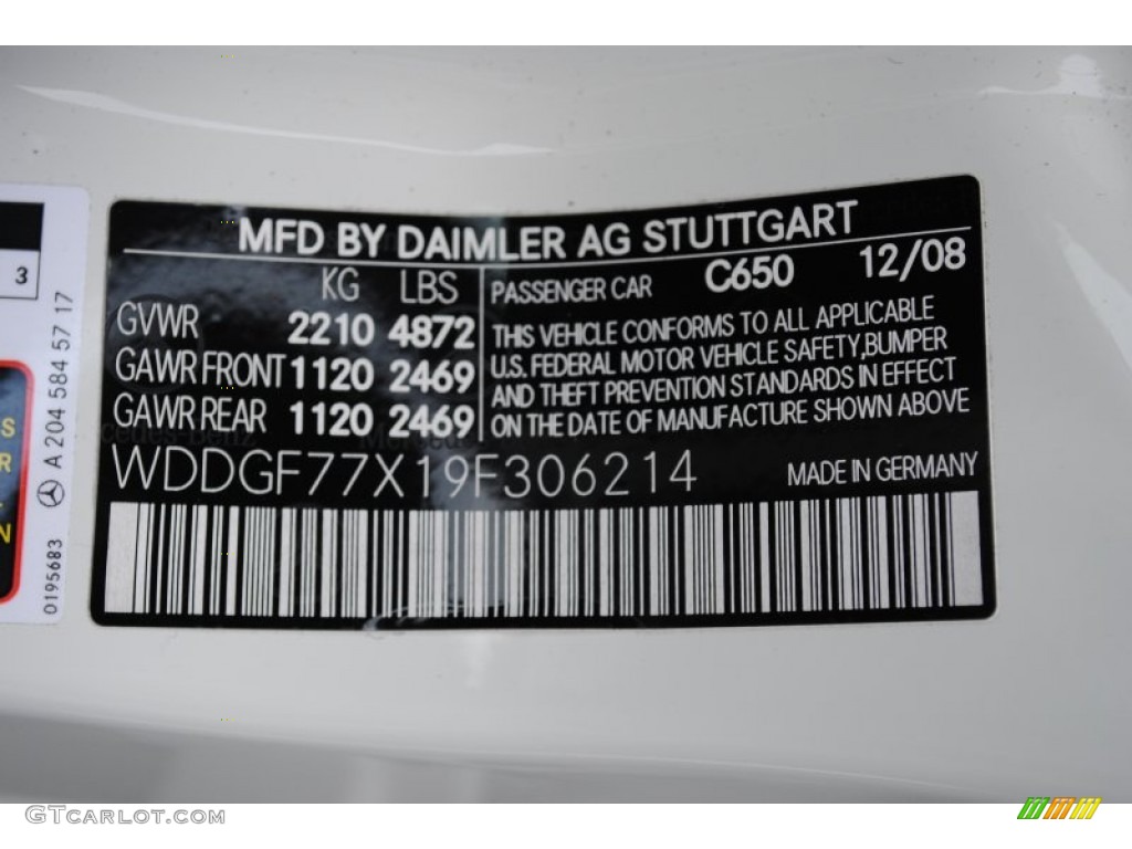 2009 C 63 AMG - Arctic White / Black AMG Premium Leather photo #17