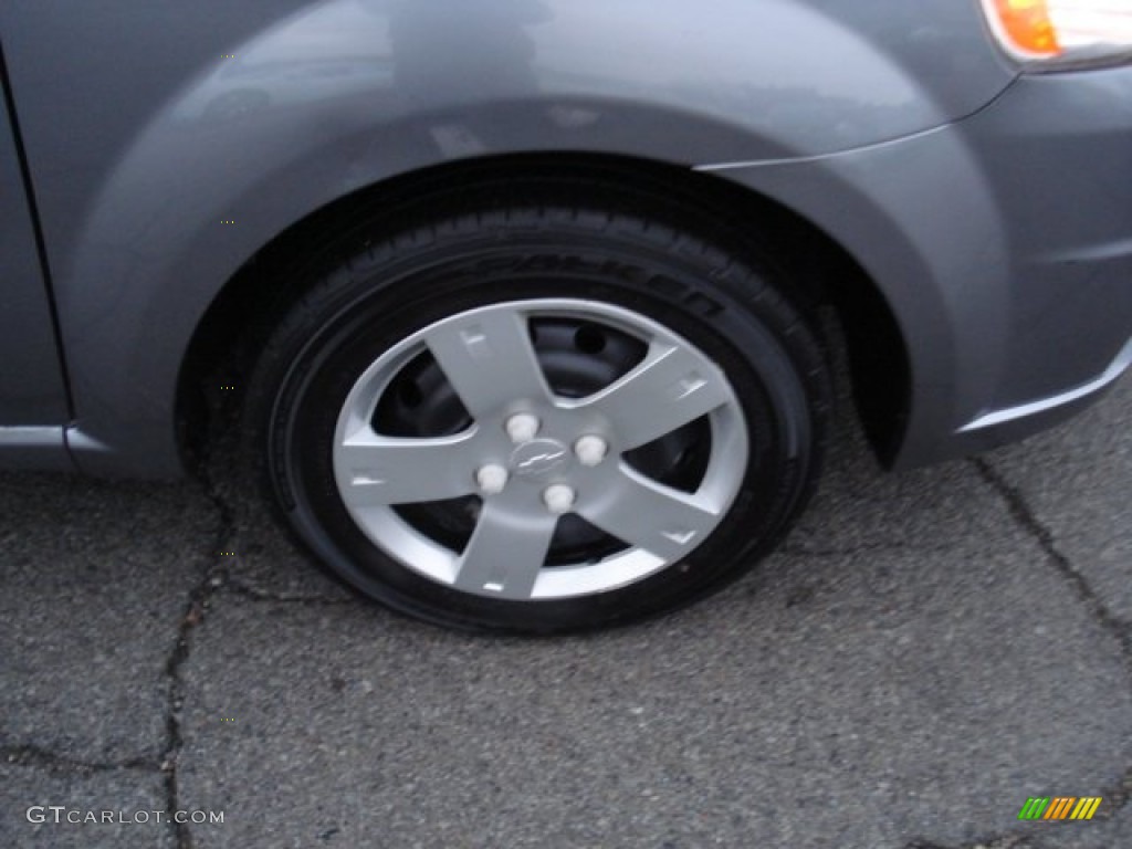 2010 Aveo LT Sedan - Medium Gray / Charcoal photo #10