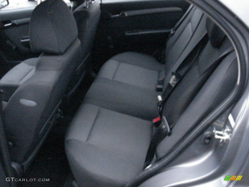 2010 Aveo LT Sedan - Medium Gray / Charcoal photo #16