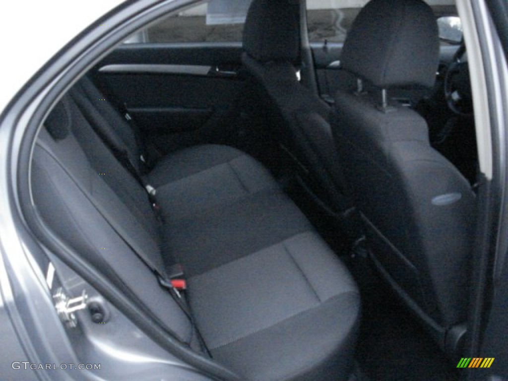 2010 Aveo LT Sedan - Medium Gray / Charcoal photo #18