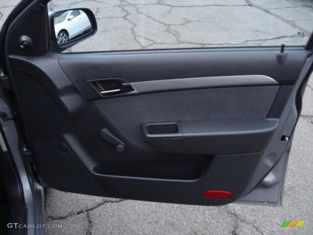 2010 Aveo LT Sedan - Medium Gray / Charcoal photo #21