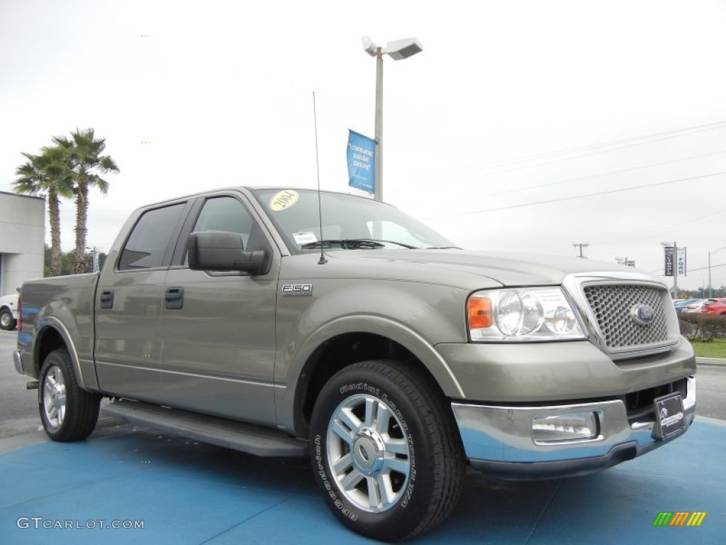 2004 F150 Lariat SuperCrew - Arizona Beige Metallic / Tan photo #7