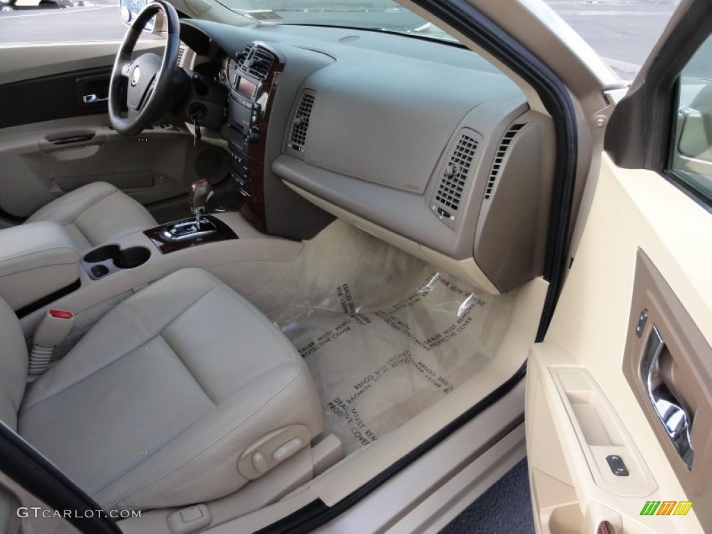 2006 CTS Sport Sedan - Sand Storm / Cashmere photo #18