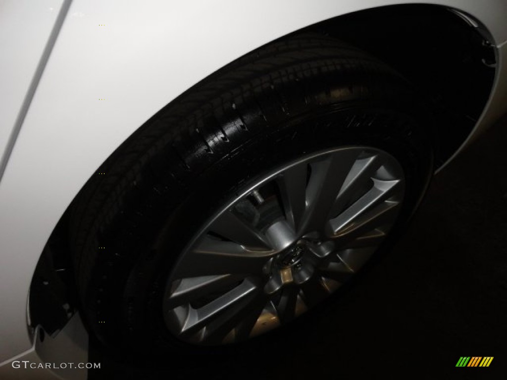 2010 MAZDA6 i Touring Sedan - Performance White / Black photo #9