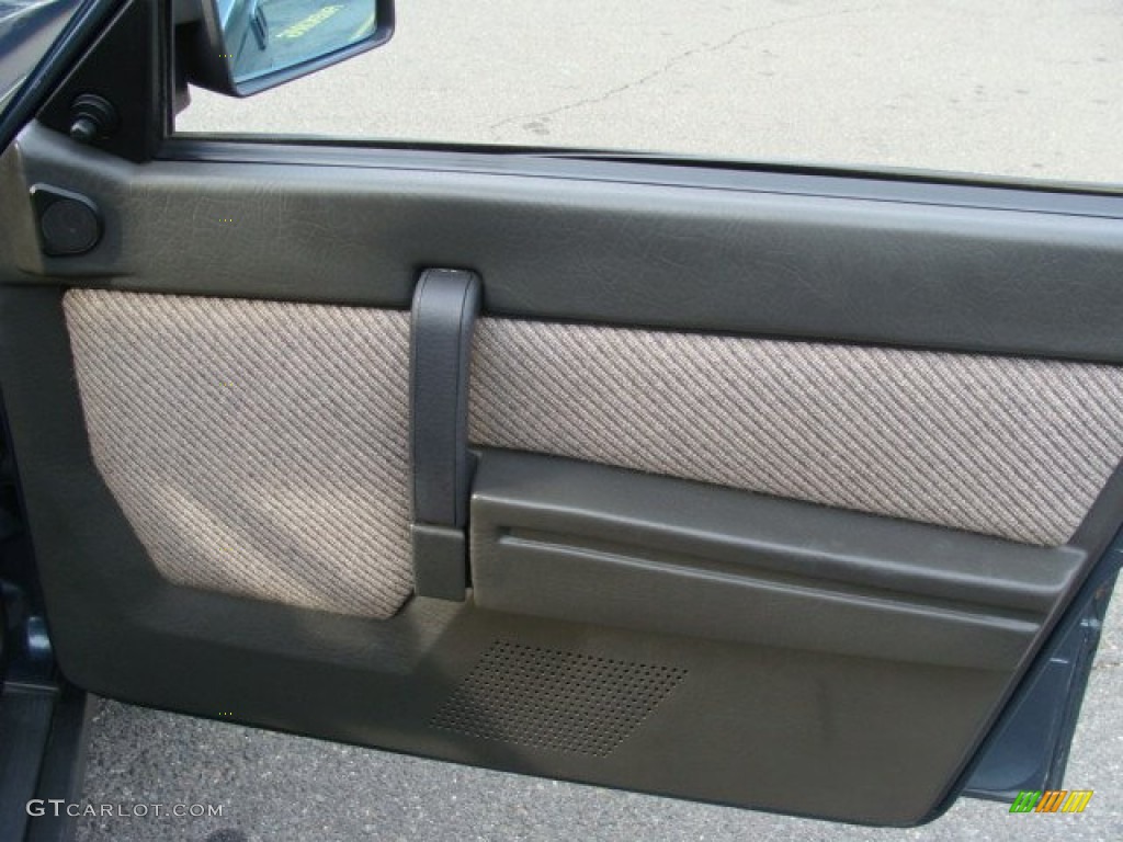 1987 Alfa Romeo Milano Silver Door Panel Photos