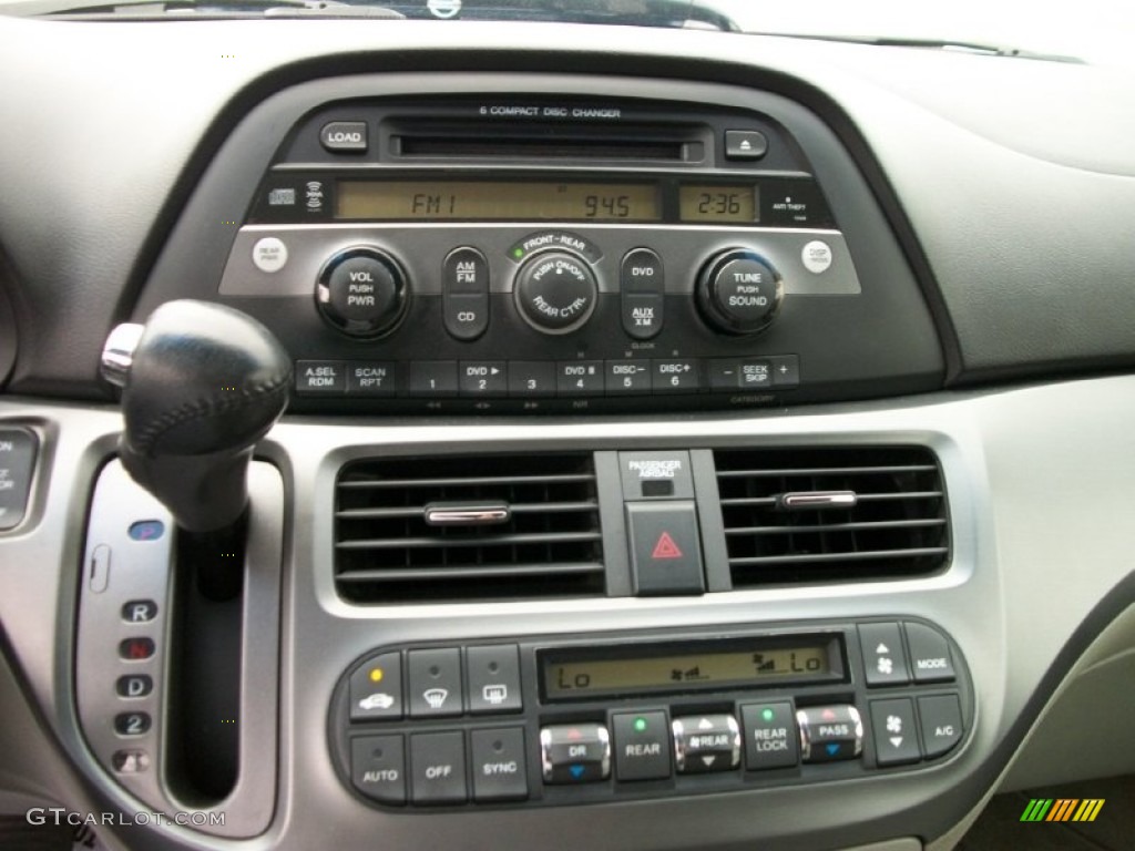 2006 Honda Odyssey EX-L Controls Photo #58245568