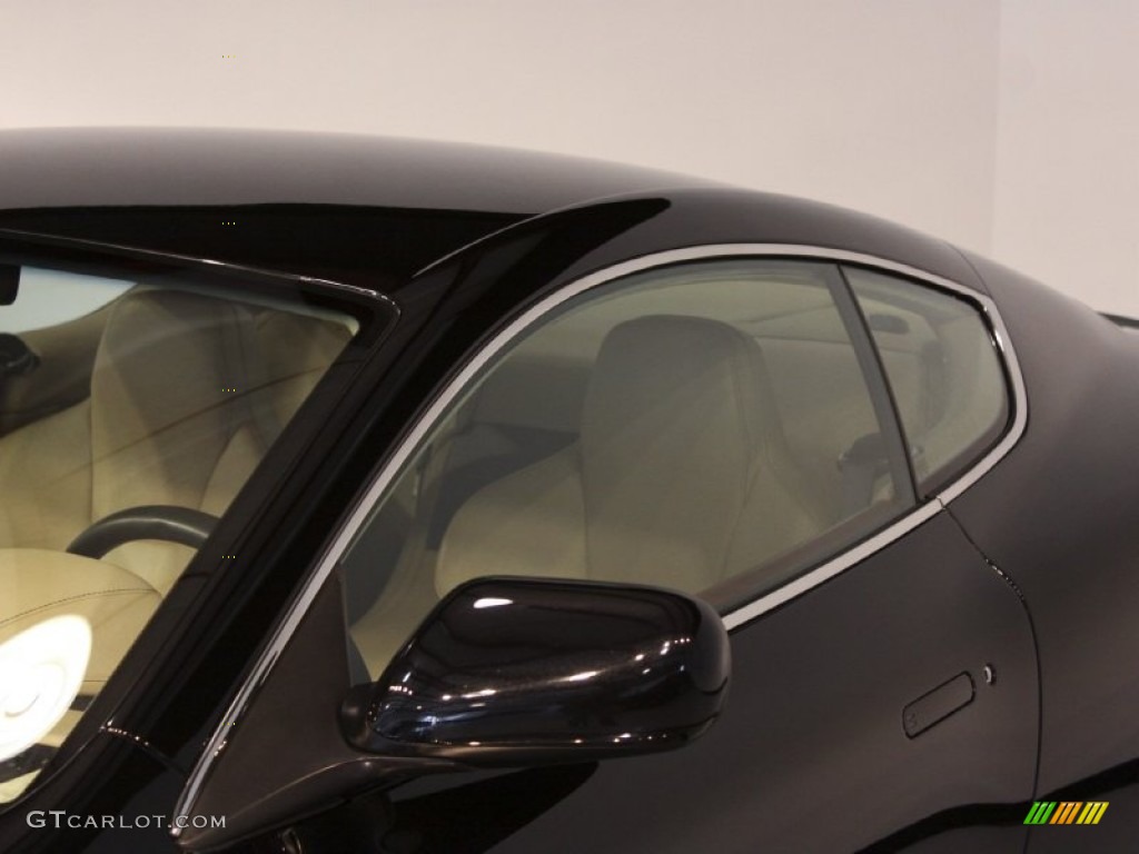 2005 DB9 Coupe - Onyx Black / Sandstorm photo #24