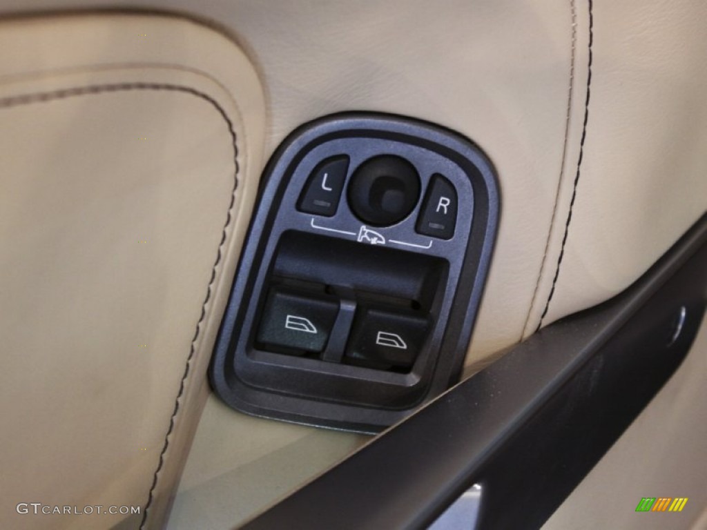 2005 Aston Martin DB9 Coupe Controls Photo #58251082