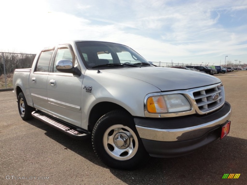 2001 F150 XLT SuperCrew - Silver Metallic / Dark Graphite photo #1