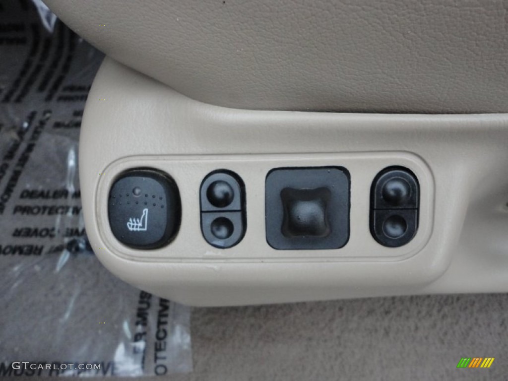 2001 Excursion Limited 4x4 - Black / Medium Parchment photo #29