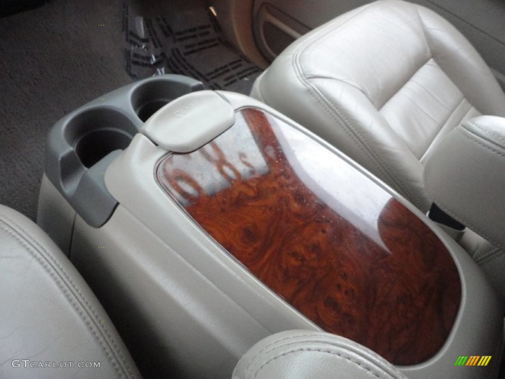 2001 Excursion Limited 4x4 - Black / Medium Parchment photo #34