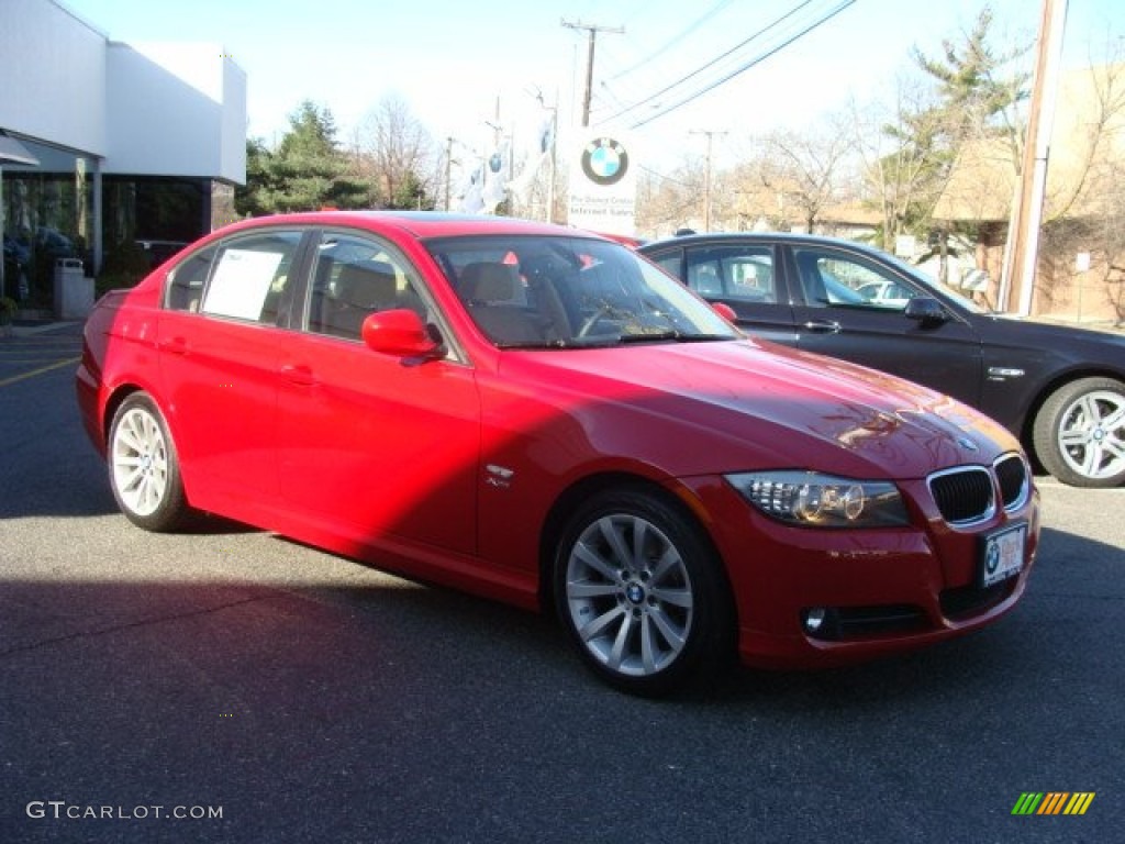 2009 3 Series 328xi Sedan - Crimson Red / Beige photo #3