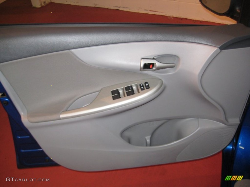 2010 Corolla LE - Blue Streak Metallic / Ash photo #9
