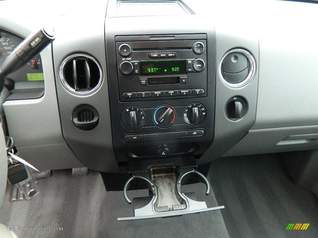 2004 F150 XLT SuperCab - True Blue Metallic / Medium/Dark Flint photo #22