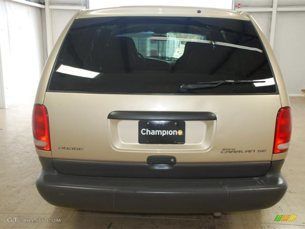 1998 Grand Caravan SE - Champagne Pearl / Beige photo #5