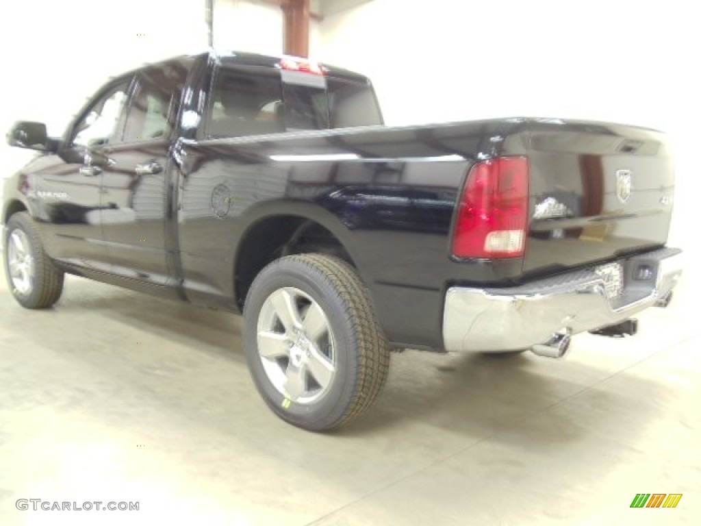 2012 Ram 1500 Big Horn Quad Cab 4x4 - Black / Dark Slate Gray/Medium Graystone photo #3