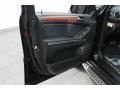 Black - GL 450 4Matic Photo No. 15