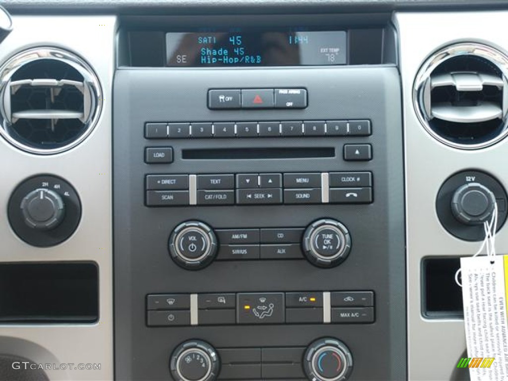 2012 Ford F150 XLT SuperCrew 4x4 Controls Photo #58264111