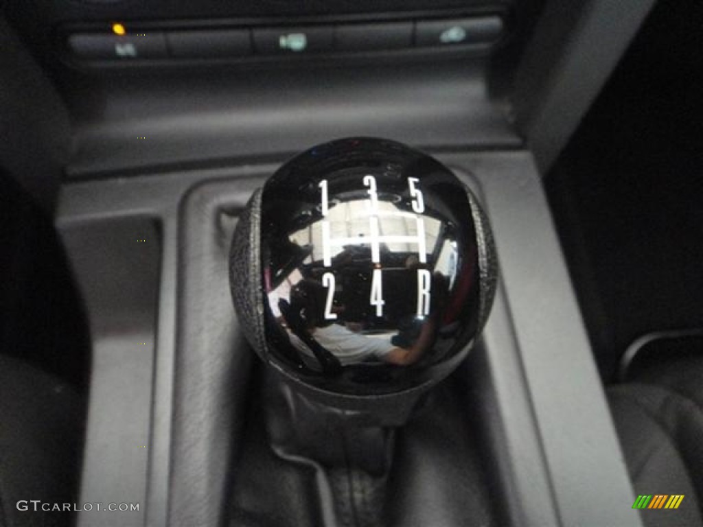 2009 Ford Mustang V6 Premium Coupe Transmission Photos
