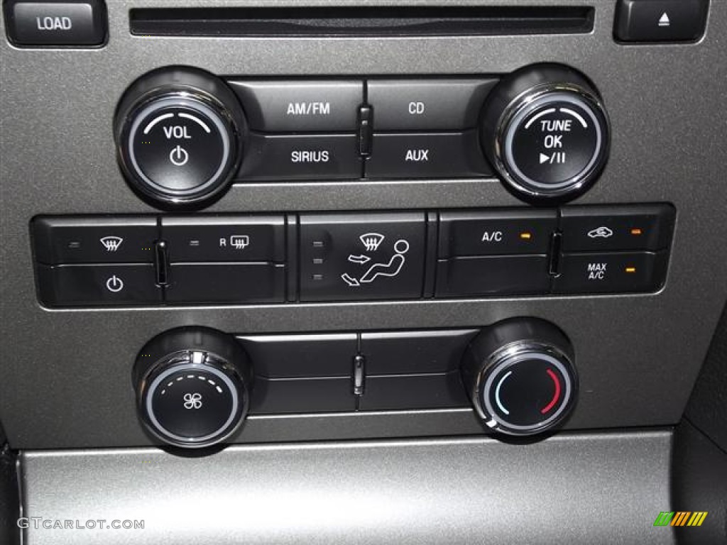 2012 Ford Mustang GT Coupe Controls Photo #58266451
