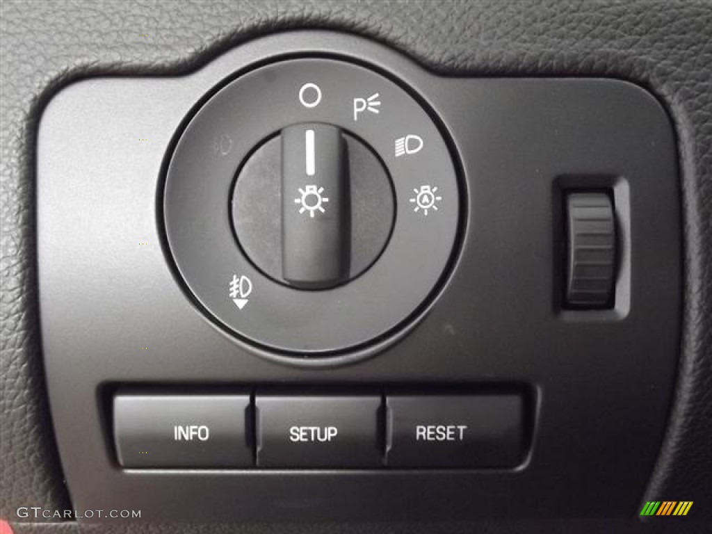 2012 Ford Mustang GT Coupe Controls Photo #58266490