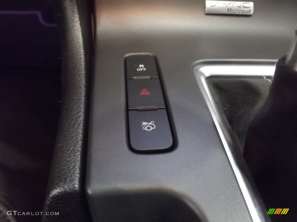 2012 Ford Mustang Shelby GT500 SVT Performance Package Convertible Controls Photo #58266853