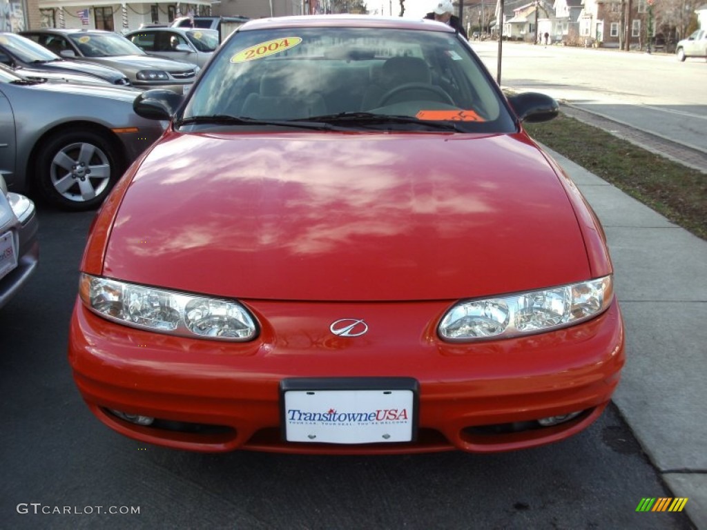 2004 Alero GL1 Sedan - Sport Red / Neutral photo #5