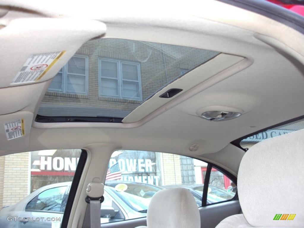 2004 Alero GL1 Sedan - Sport Red / Neutral photo #8