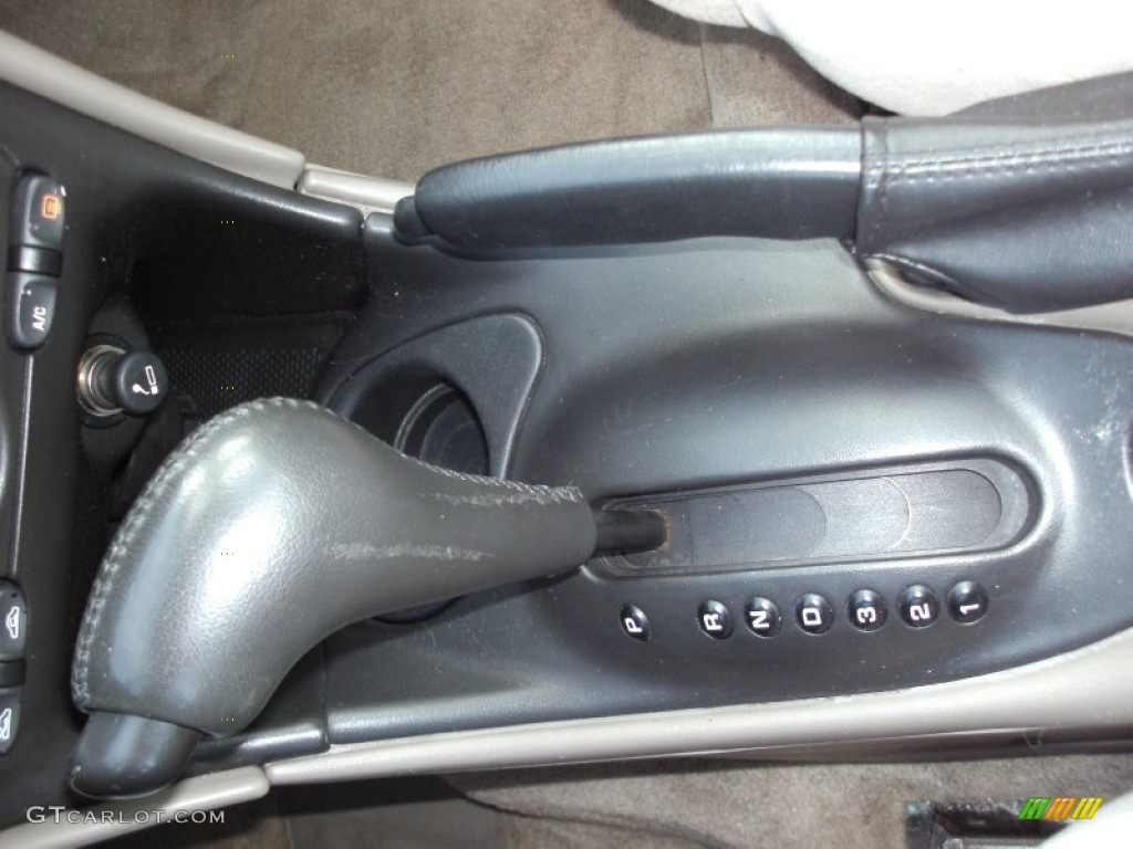 2004 Alero GL1 Sedan - Sport Red / Neutral photo #16