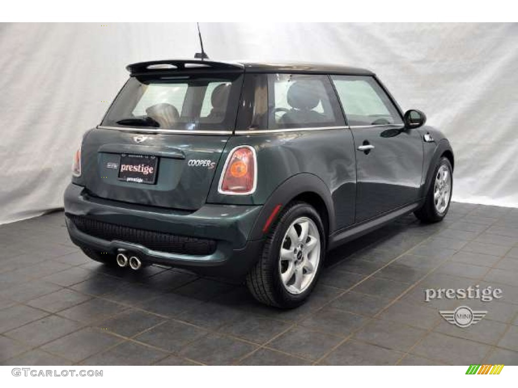 2010 Cooper S Hardtop - British Racing Green Metallic / Grey/Carbon Black photo #2