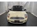 Pepper White - Cooper Clubman Photo No. 11