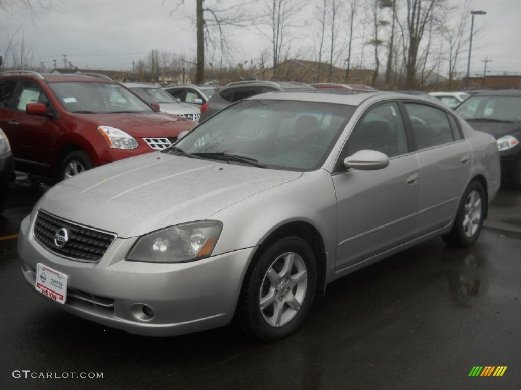 2005 Altima 3.5 SL - Sheer Silver Metallic / Charcoal photo #1