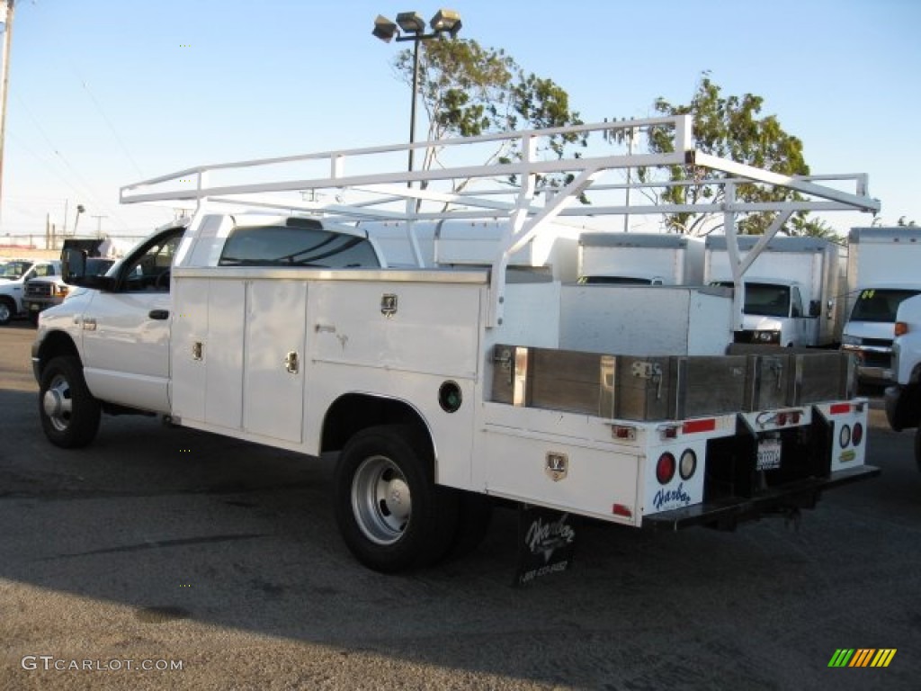 2007 Ram 3500 ST Regular Cab Chassis - Bright White / Medium Slate Gray photo #3