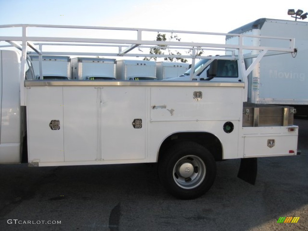 2007 Ram 3500 ST Regular Cab Chassis - Bright White / Medium Slate Gray photo #6