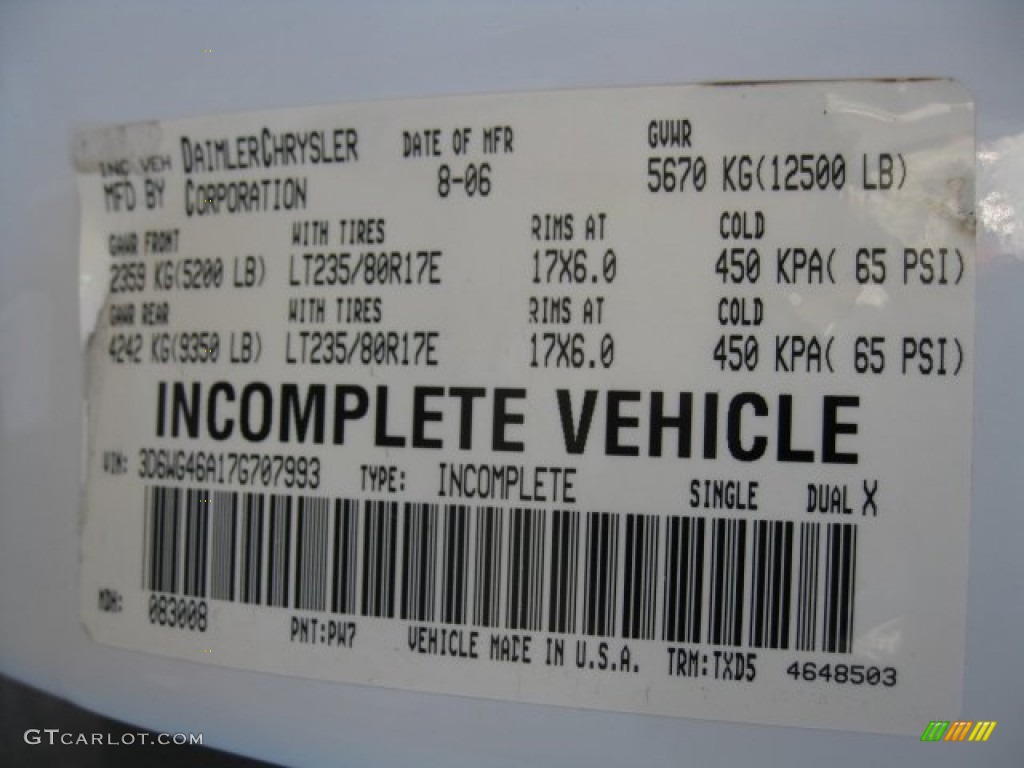 2007 Ram 3500 ST Regular Cab Chassis - Bright White / Medium Slate Gray photo #14