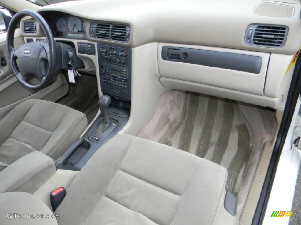 1998 S70  - White / Tan photo #11