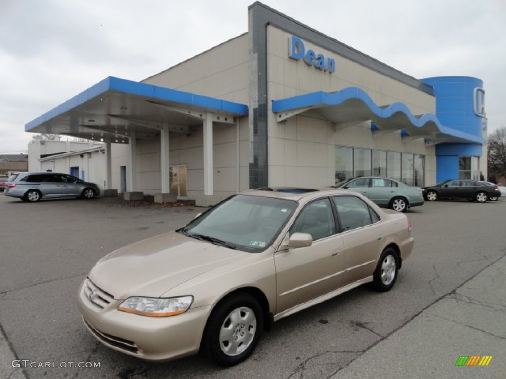 2002 Accord EX V6 Sedan - Naples Gold Metallic / Ivory photo #1