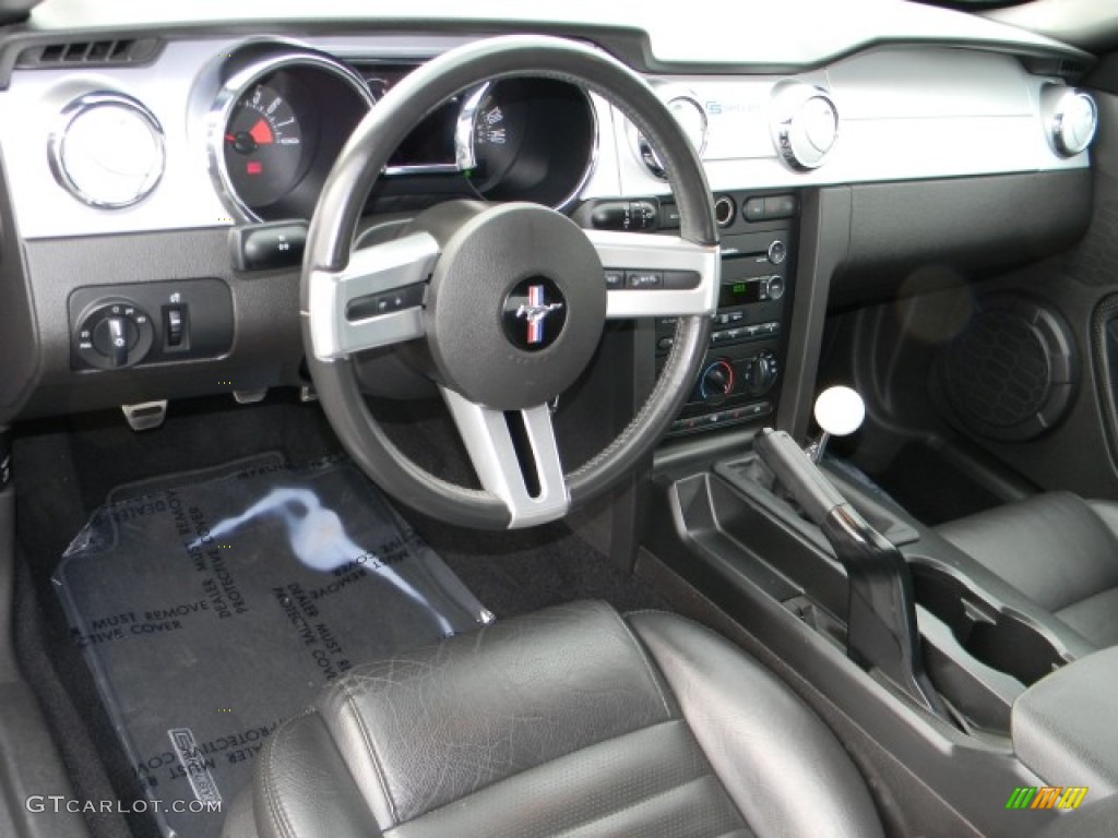 2008 Ford Mustang GT/CS California Special Convertible Dark Charcoal Dashboard Photo #58272740