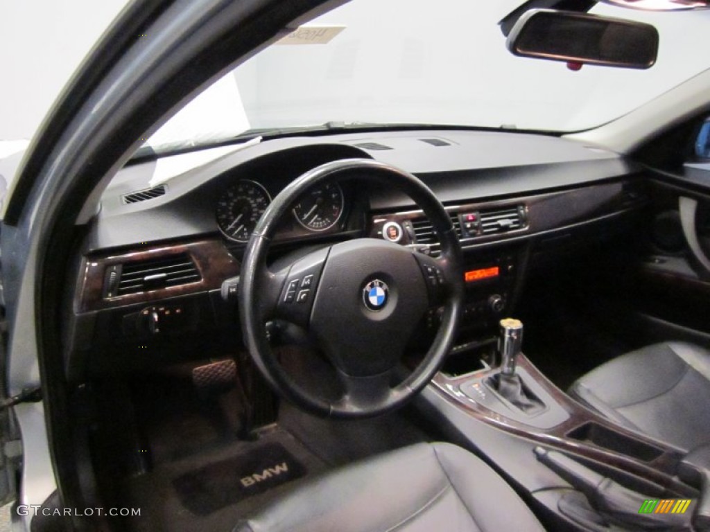 2007 3 Series 328i Sedan - Arctic Metallic / Black photo #14